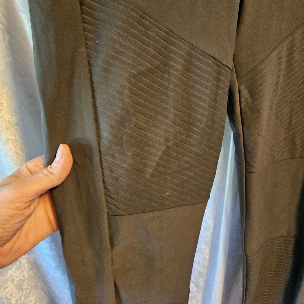 Athleta Moto Leggings - Picture 2 of 5